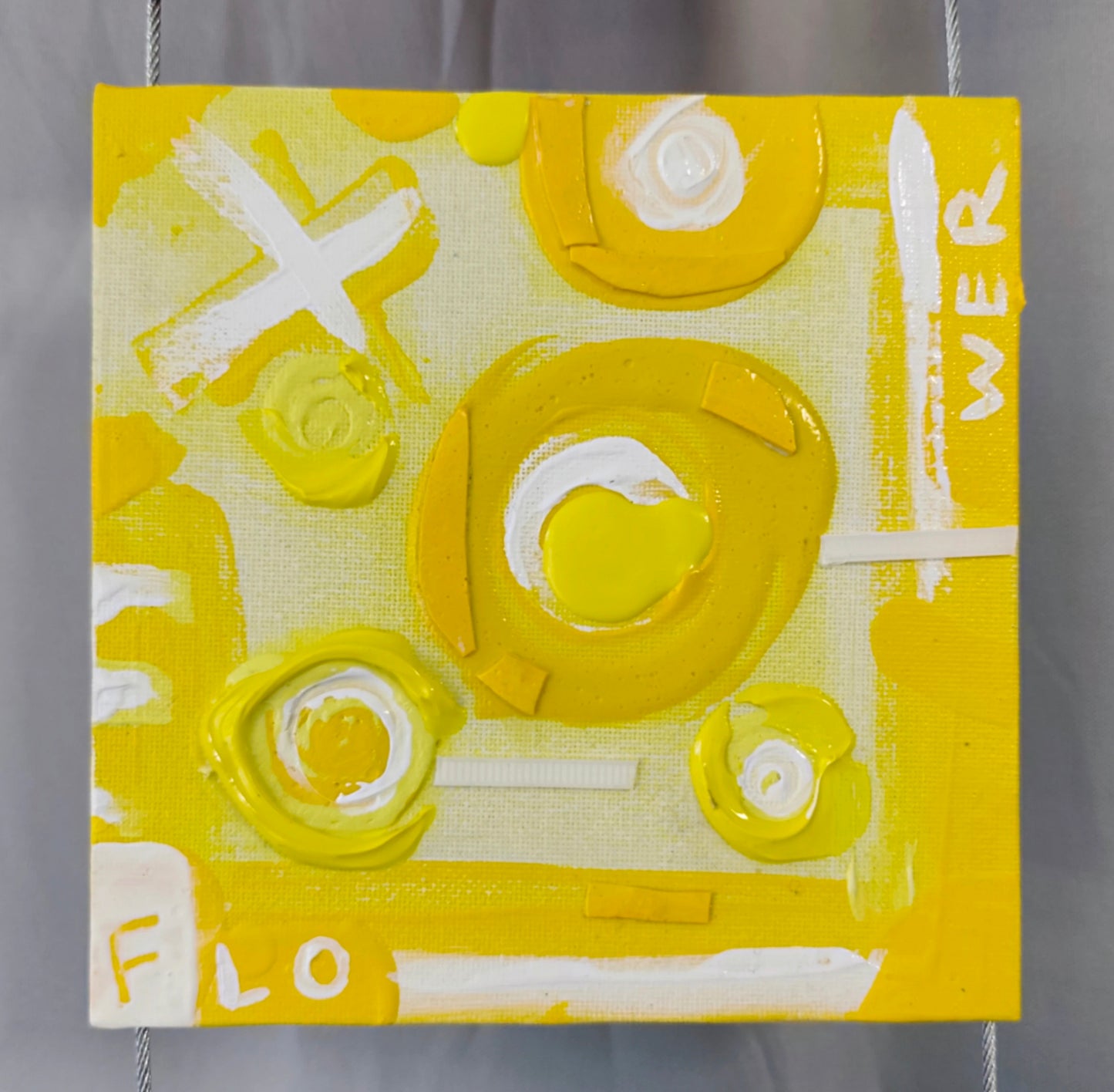 Yellow MINI fckn FLOWERS